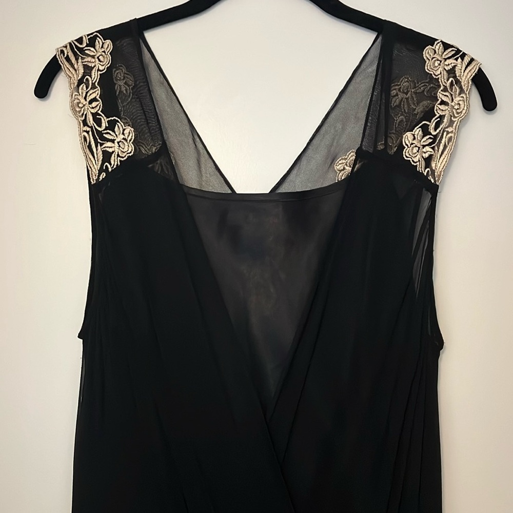 Vintage 1920s Flapper Style Drop Waist Dress w/ Embroidery